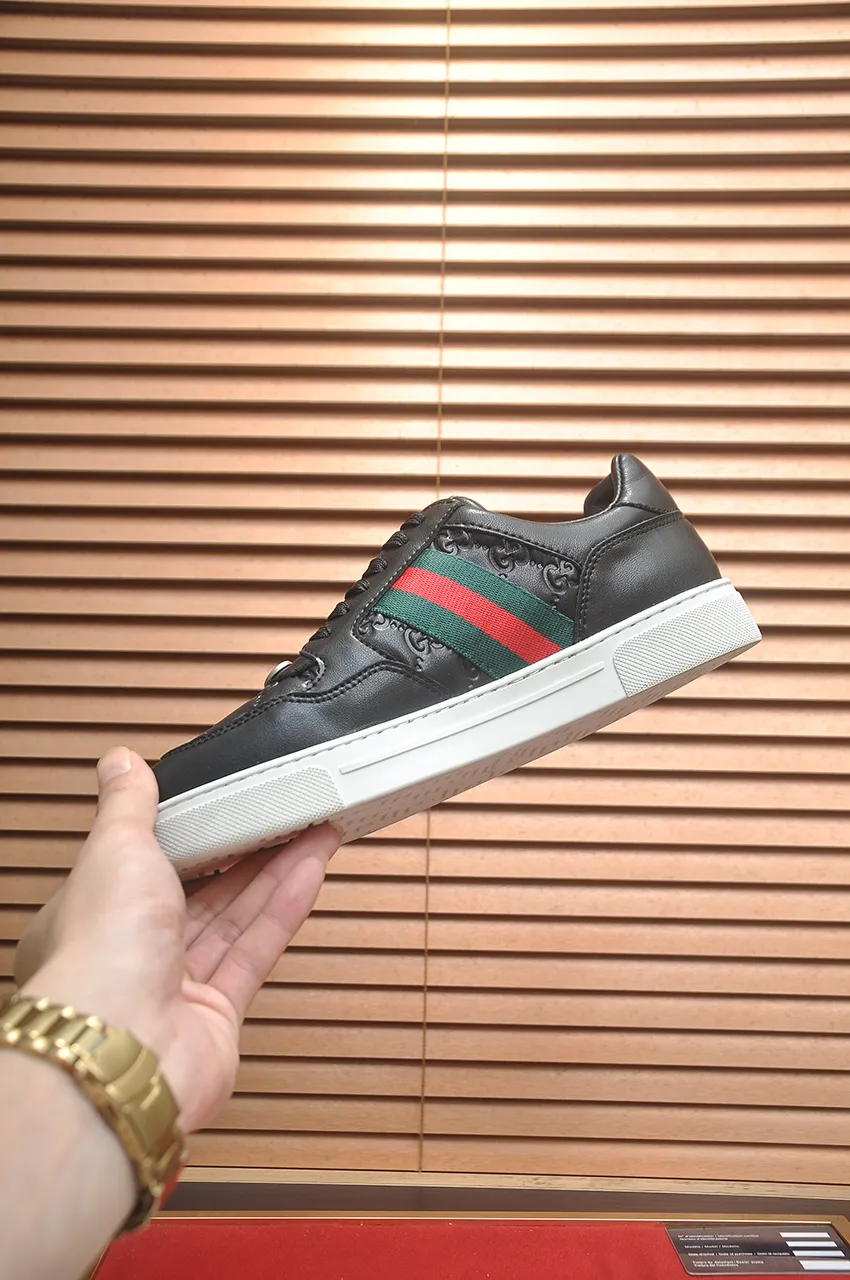 Men's men's shoes💰420💶[GUCCI Gucci] official website 1:1 men's sports shoes are now on the market, using original Gucci fabric + gluten lining, plus the official website original 1:1 comfortable outsole. Fashionable and versatile, super comfortable and breathable. 5 colors available, standard shoe size 38/45 (custom-made sizes 45 are non-refundable)